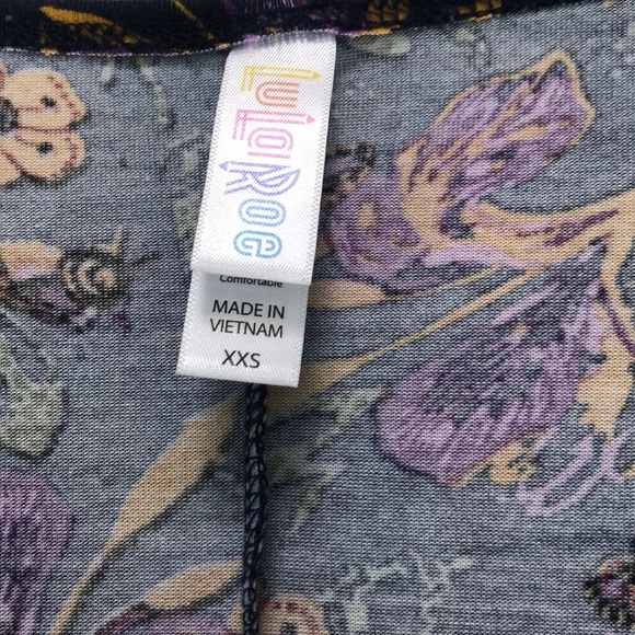 Lularoe Perfect T - Picture 3 of 5
